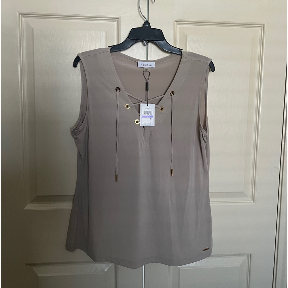 Calvin Klein, XL Tan Shirt